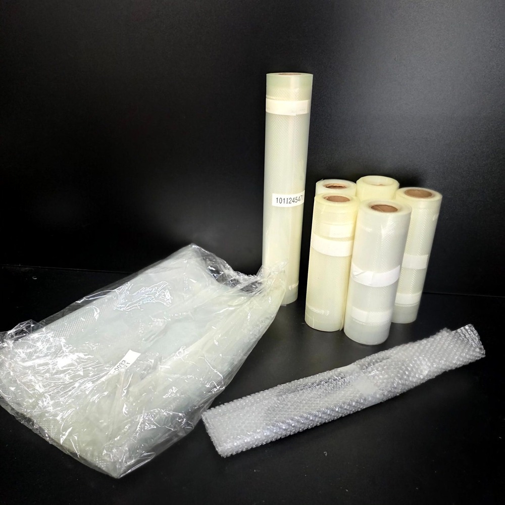 FoodSaver Vacuum Sealer Rolls and Bags Clear Multi Pack Food Storage Bundle
